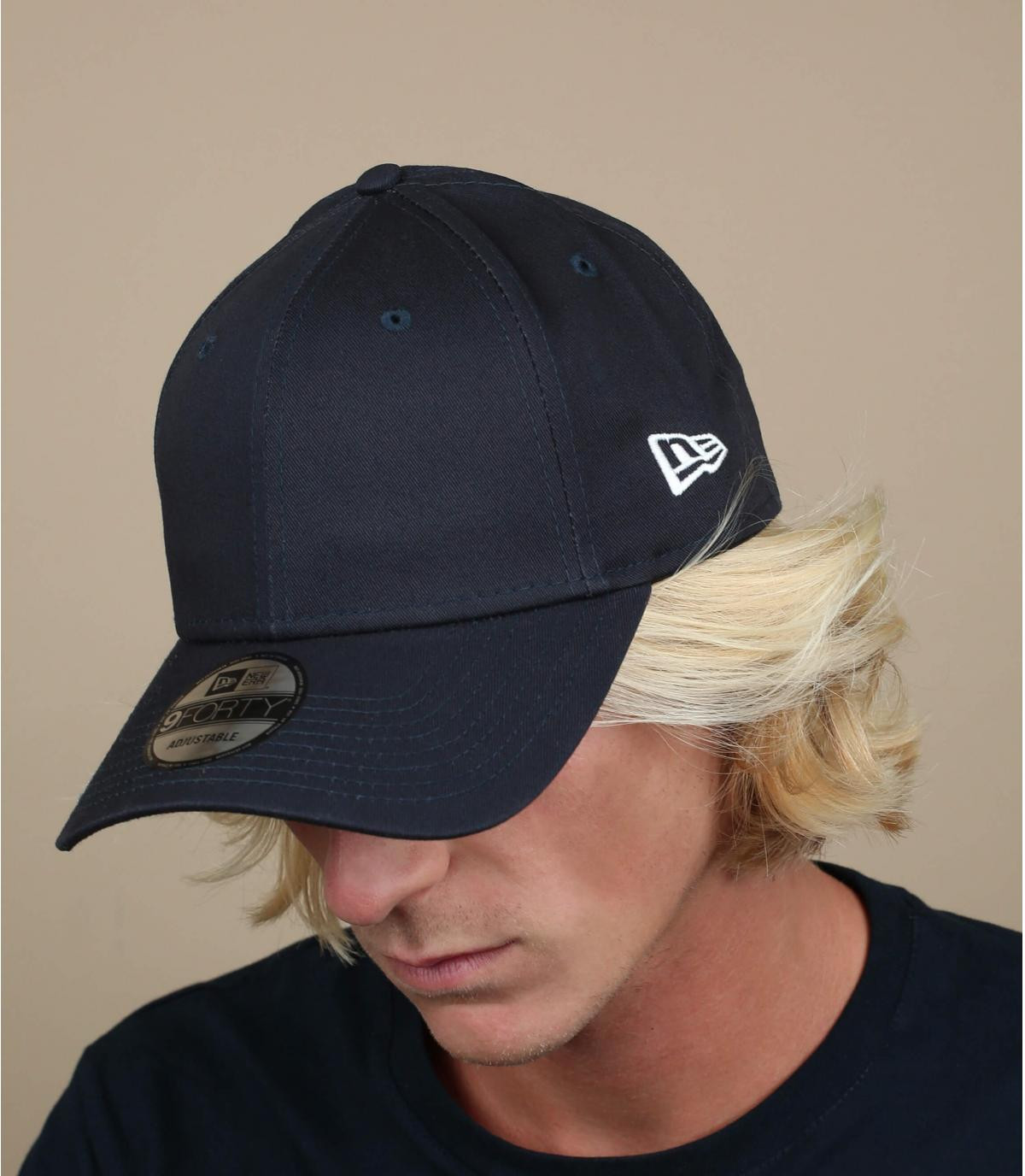 Blau curved visor cap NE cap basic navy